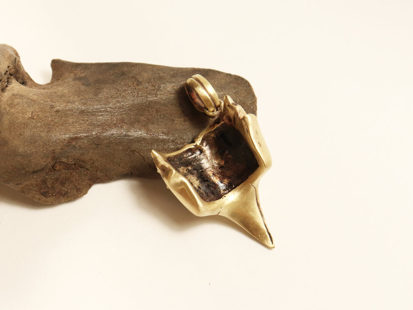 ペストマスクⅤPendant-brass