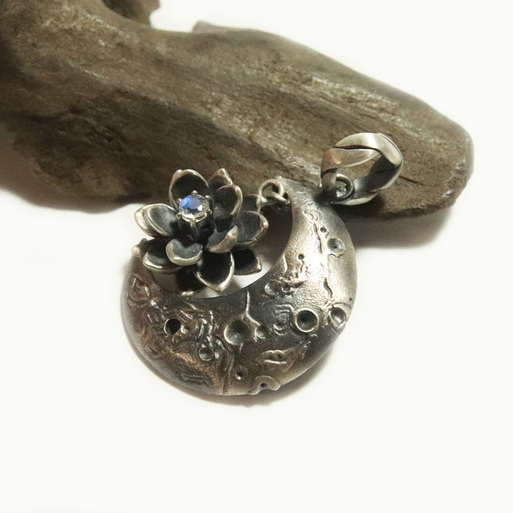 スリーピングムーン*睡蓮