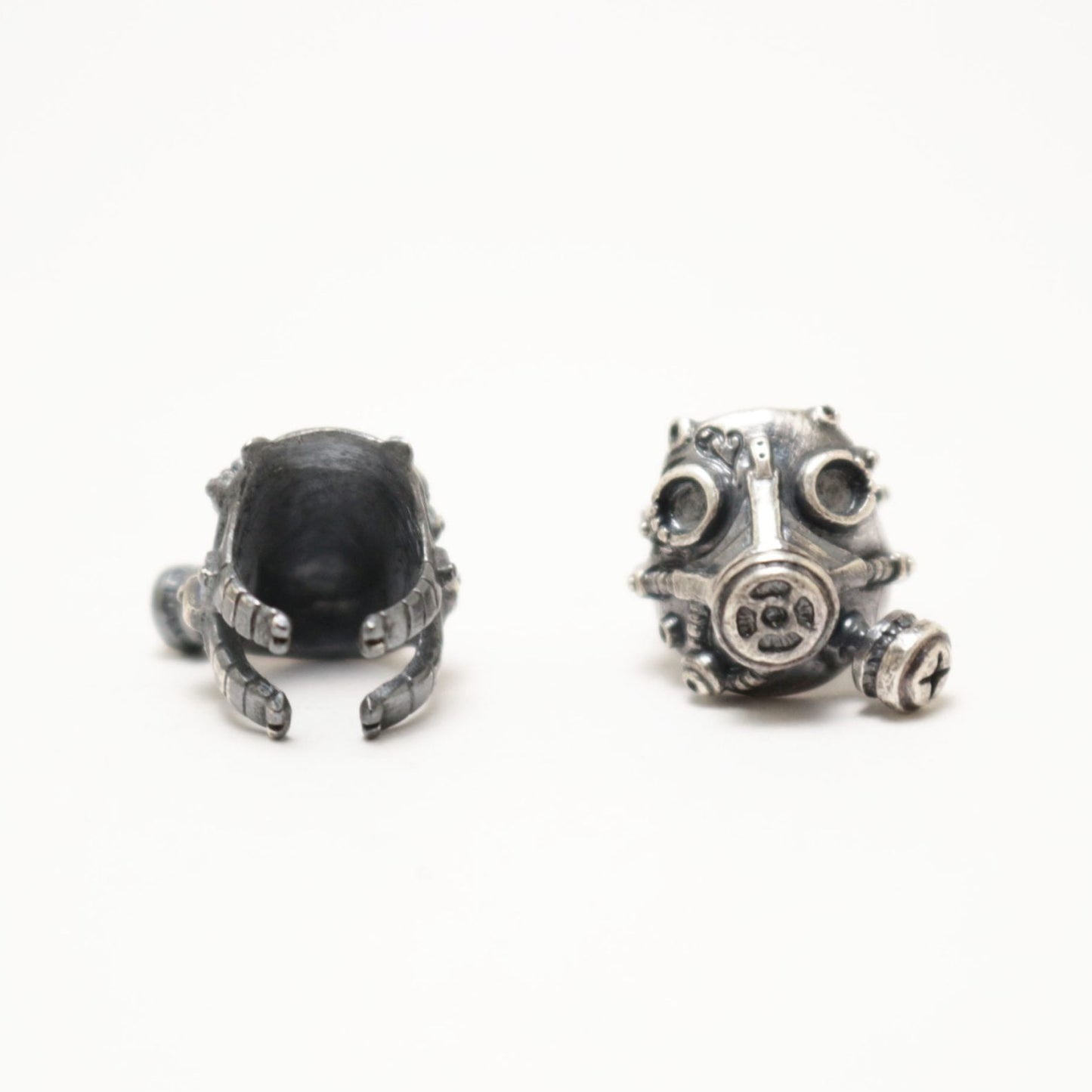 ガスマスクイヤーカフ (silver