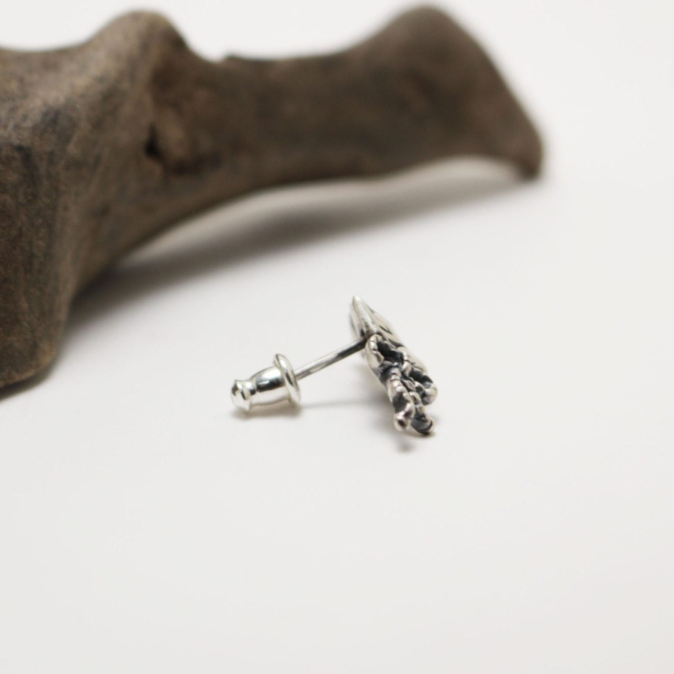 小狐面ピアス-silver