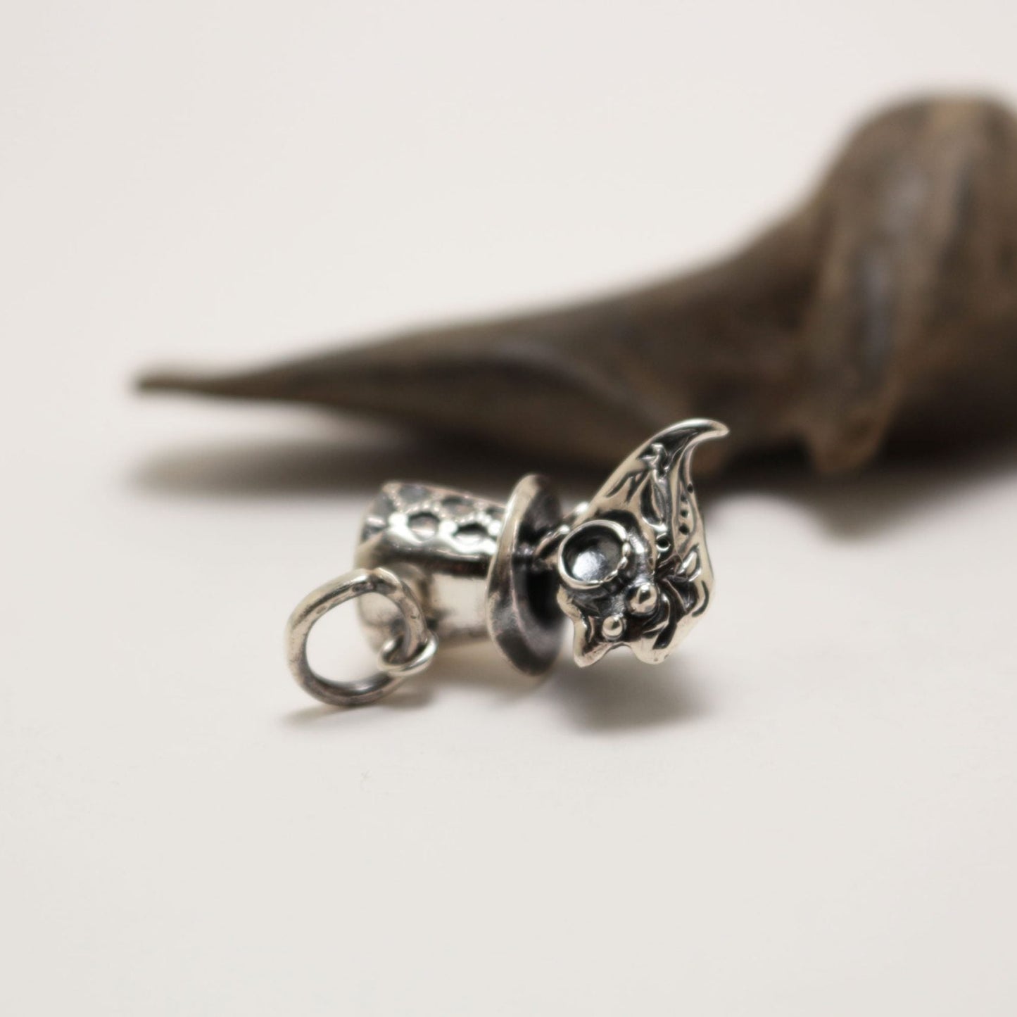 miniペストマスク-ハットコーデ(Pendant-silver