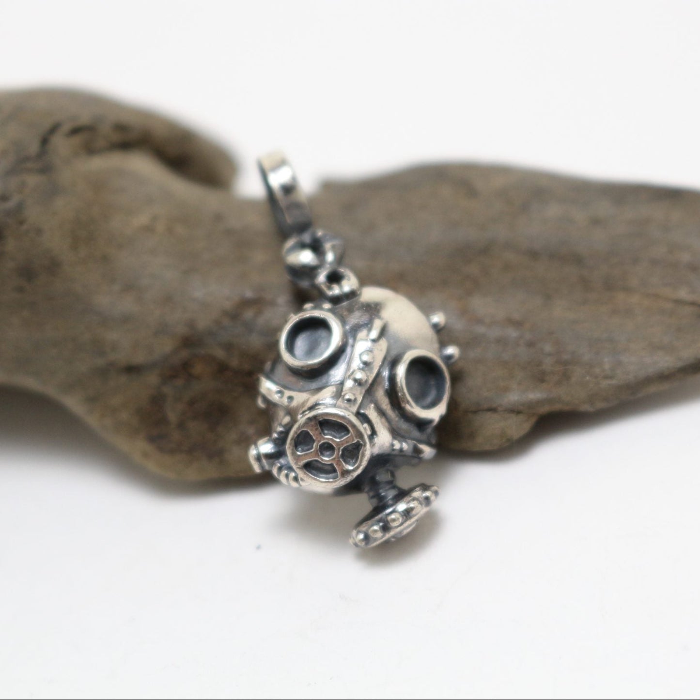 ガスマスク-Pendant-(silver