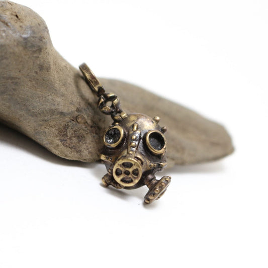 ガスマスク-Pendant-(brass