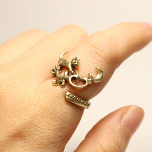 月に憧れる猫RING-Brass