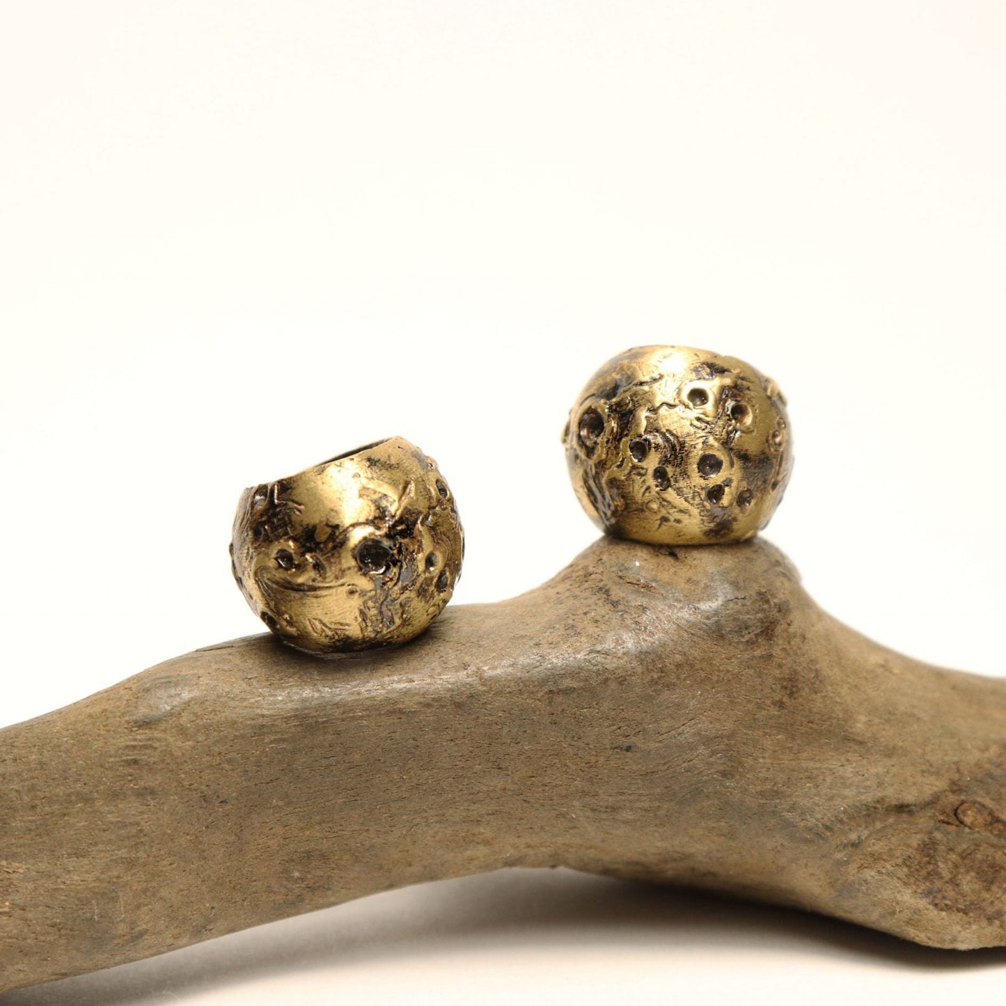 満月のイヤーカフ-brass