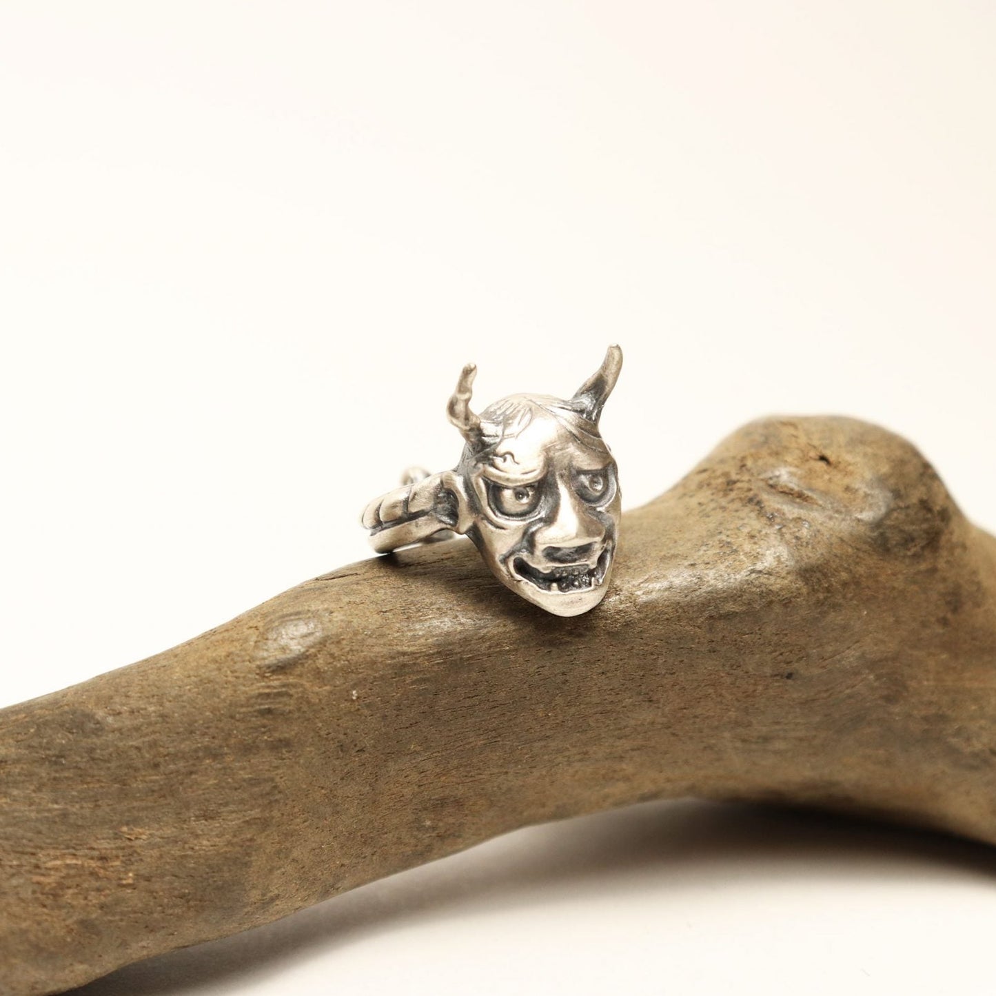 はんにゃ面イヤーカフ-silver