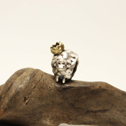 ひつじの王様*イヤーカフ