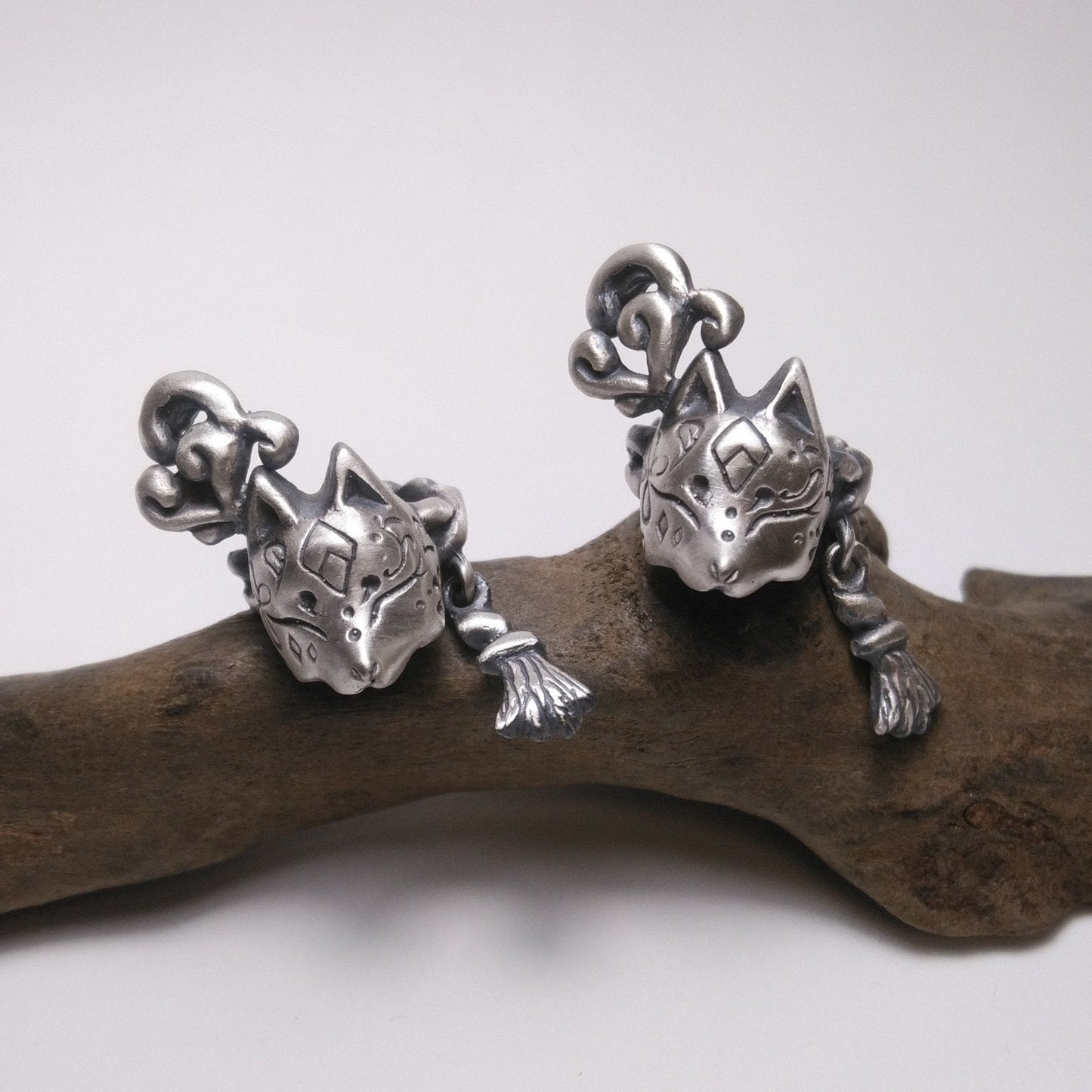 半*狐面イヤーカフⅡ-silver