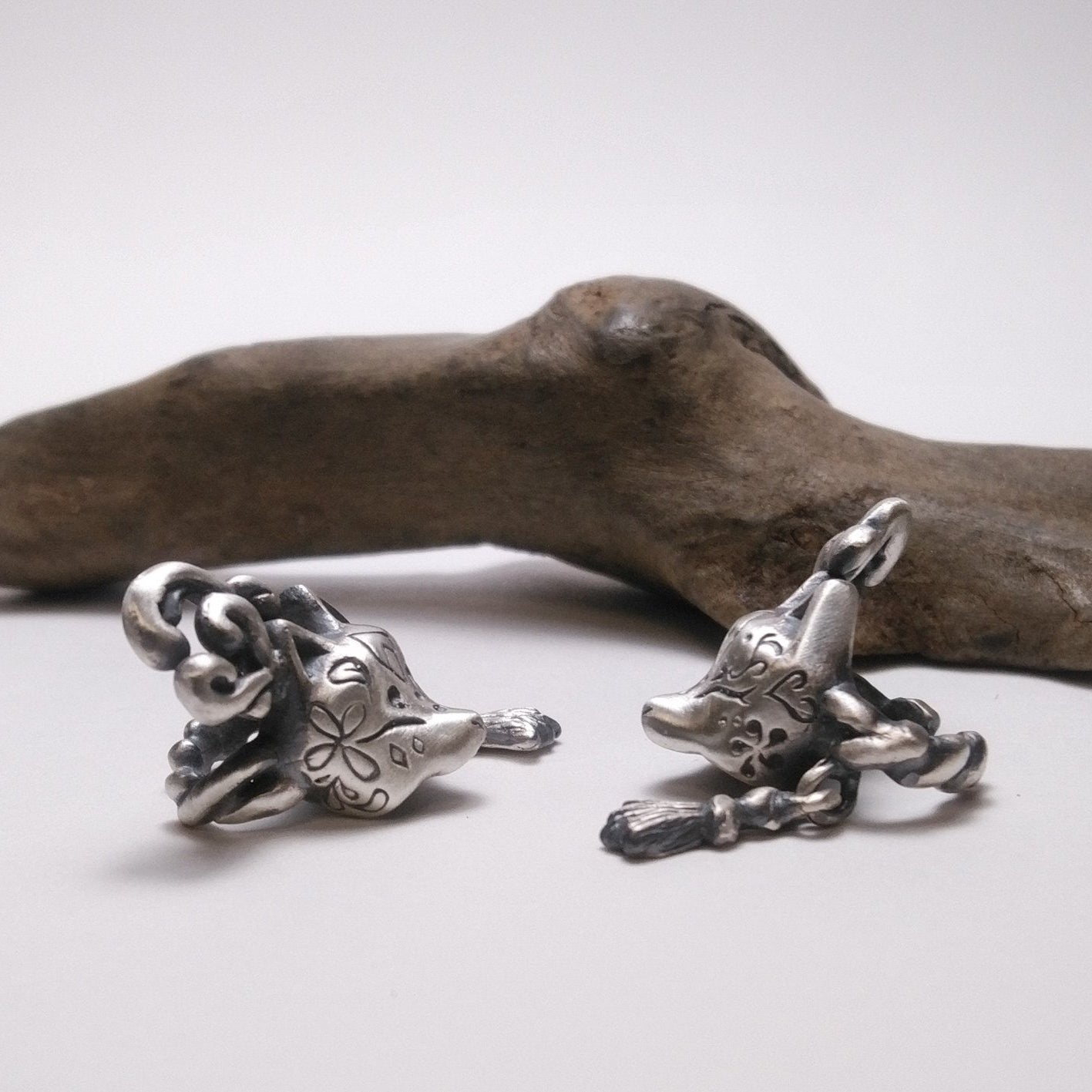 半*狐面イヤーカフⅡ-silver