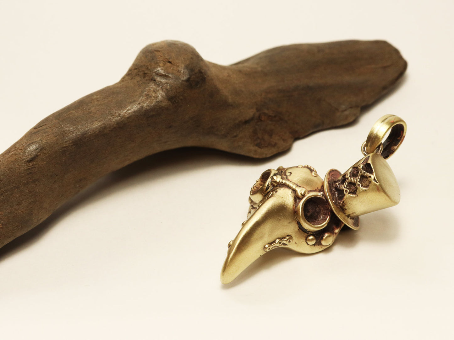 ペストマスクⅡPendant-brass＊ドレスコード