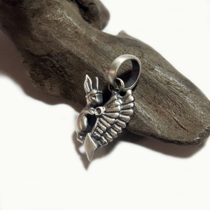 冒険うさぎPendant-星の羽