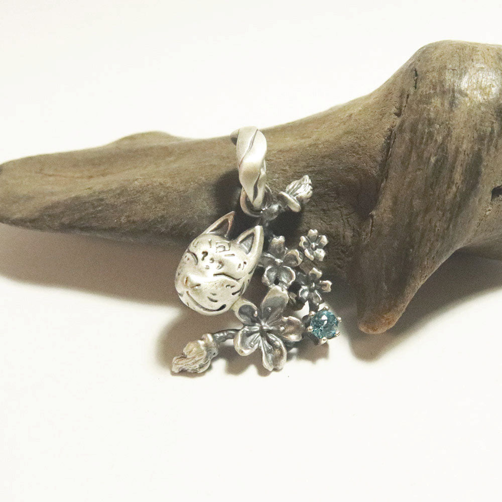 狐面＊桜舞うPendant