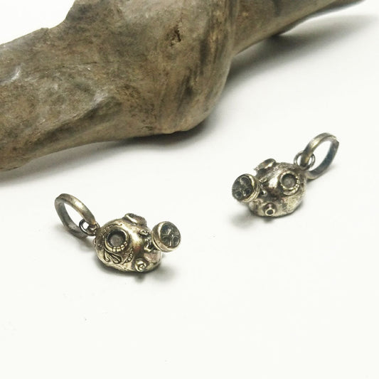 ガスマスクペンダント(brass