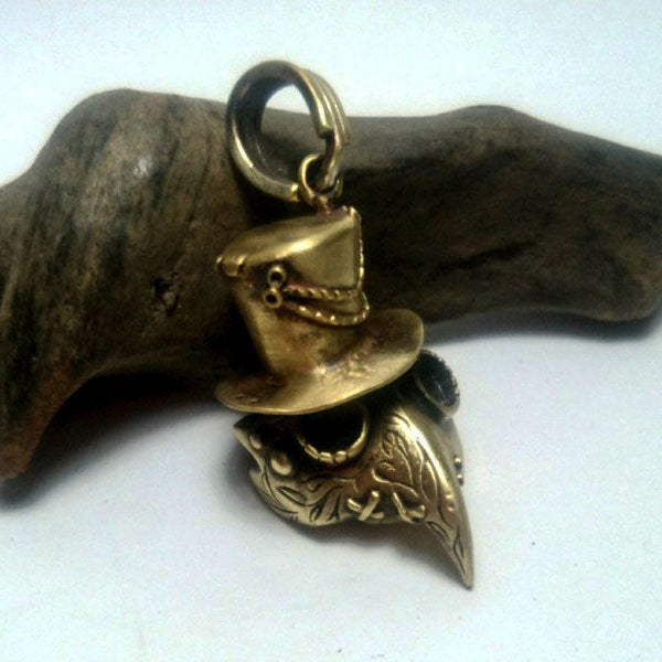 ペストマスクⅣ-ハットコーデPendant（brass