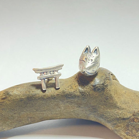 狐面×鳥居ピアス